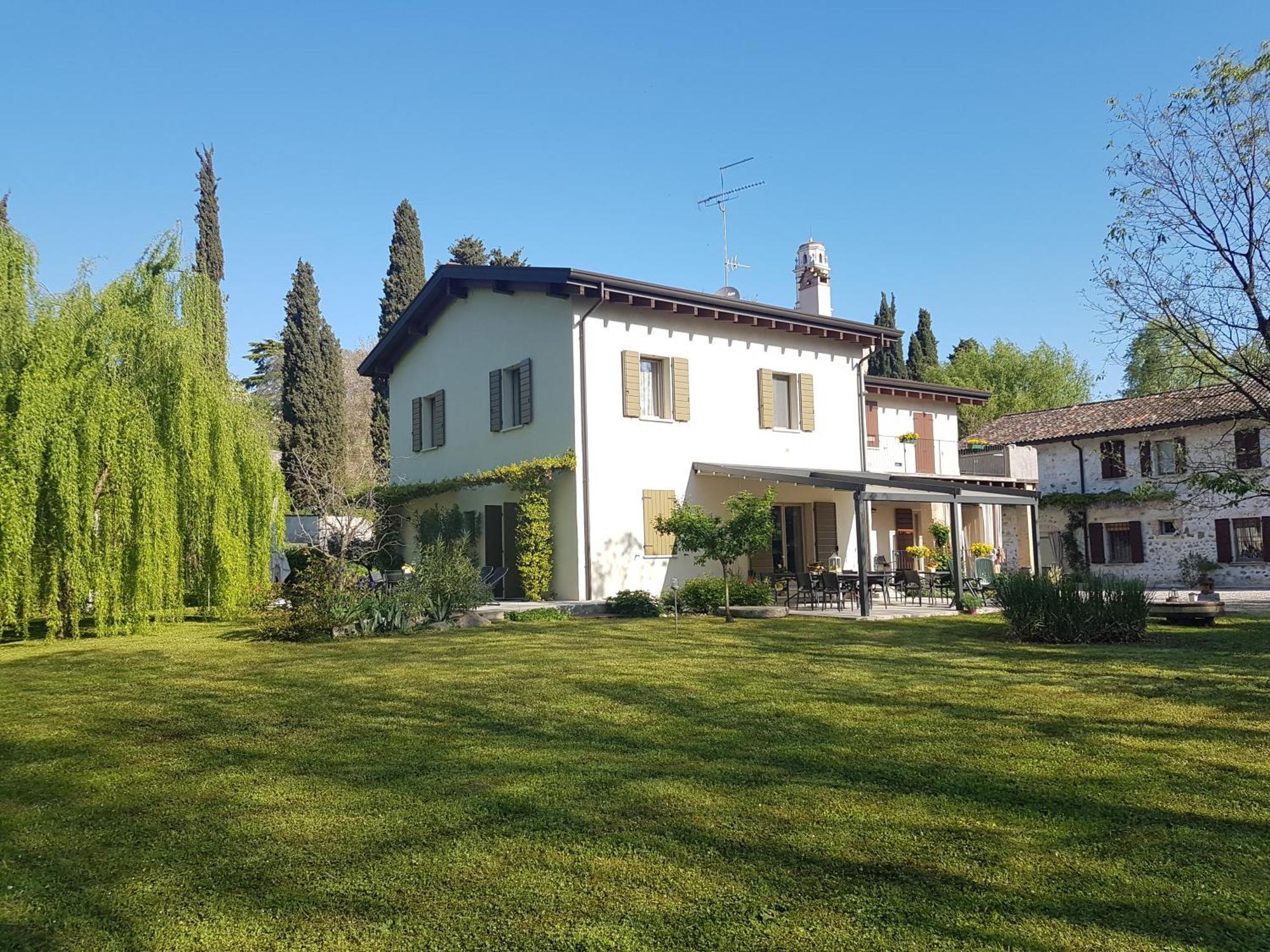 L'Isolo B&B E Case Vacanza Monzambano Zewnętrze zdjęcie