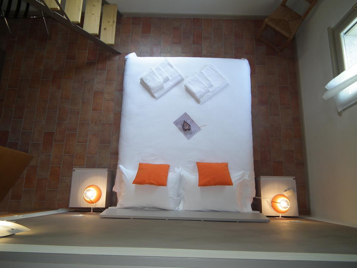 L'Isolo B&B E Case Vacanza Monzambano Zewnętrze zdjęcie